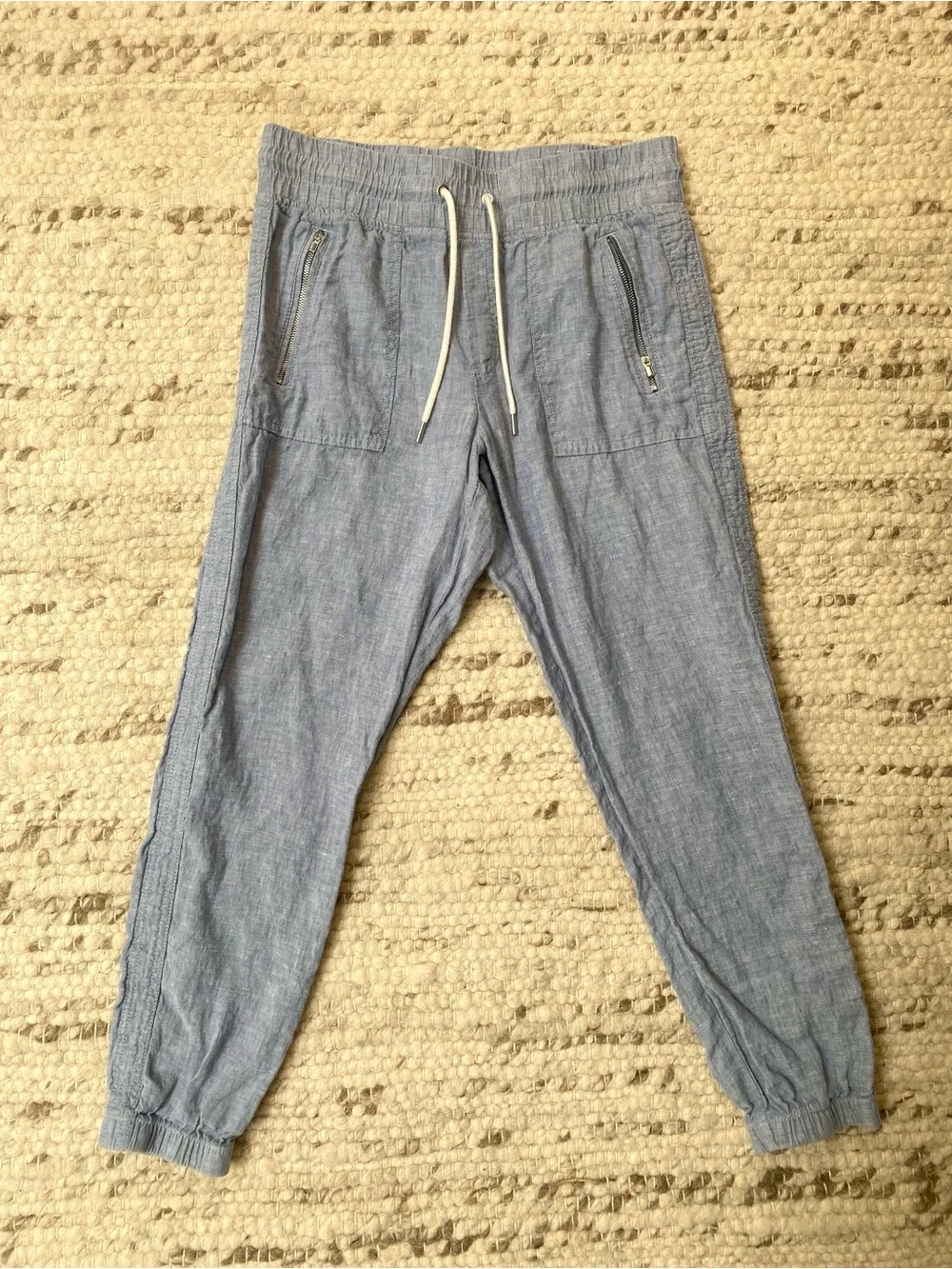 Athleta Cabo 100% Linen Chambray Joggers in Blue, Size 6 - Picture 2 of 11